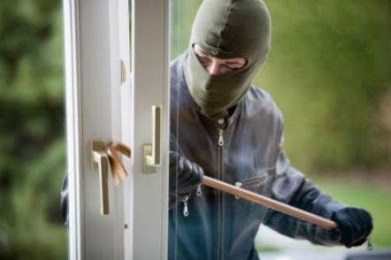 تحليل العينات يفك شفرة عصابة متخصصة في سرقة المنازل بأصيلة