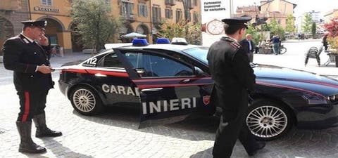 شرطة إيطاليا تعتقل مغربيا اعتدى على زوجته بسبب وجبة الغذاء