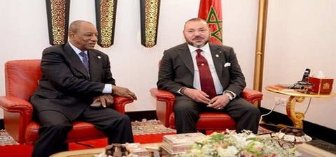 ألفا كوندي يشيد بمساهمة المغرب المتواصلة في الوحدة الإفريقية