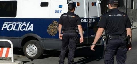 شرطة إسبانيا توقف مغربية أضرمت النار داخل شقة