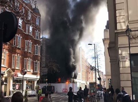 إخماد حريق ضخم وسط لندن