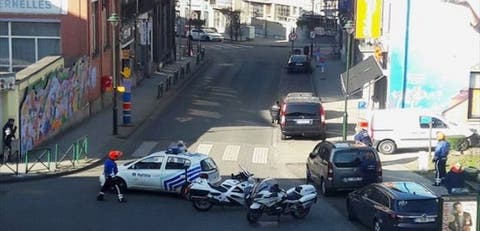 الشرطة البلجيكية تطوق منطقة سكنية في بروكسل للاشتباه بوجود مسلحين