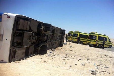 احتراق 12 عاملا في احتراق حافلة على طريق الإسكندرية بمصر
