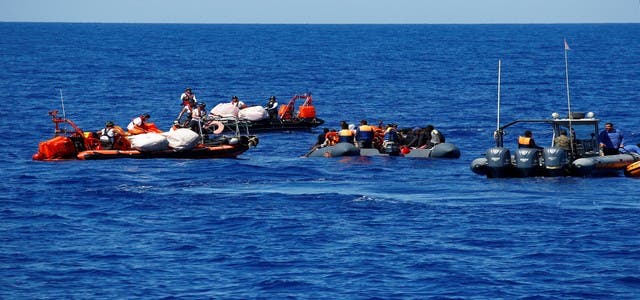 Photo of إنقاذ ستة مهاجرين مغاربة وجزائريين قرب مضيق جبل طارق