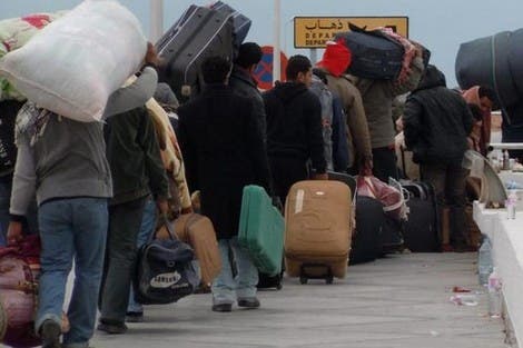 Photo of جهاز مكافحة الهجرة غير الشرعية يدعو لترحيل مهاجرين مغاربة بعد تسلمهم