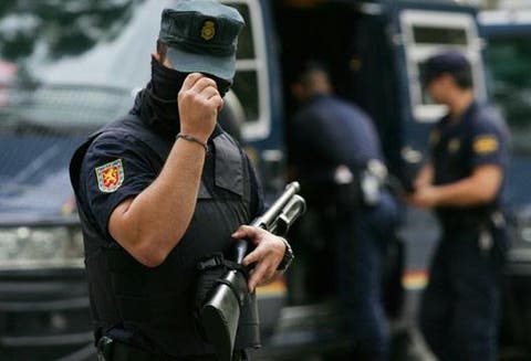 امن اسبانيا يوقف مغربيا ضمن عصابة تنصب على مستخدمي الانترنت