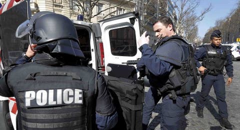 ترحيل إمام مغربي من فرنسا بسبب التحريض على الجهاد