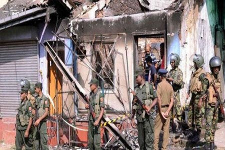 سيريلانكا: البوذيون يهاجمون مسجدا ومتاجر للمسلمين