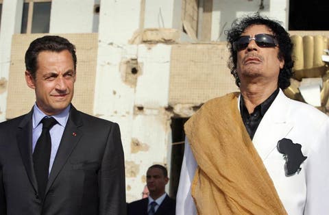 الشرطة الفرنسية توقف “ساركوزي” بسبب “تمويلات القذافي”