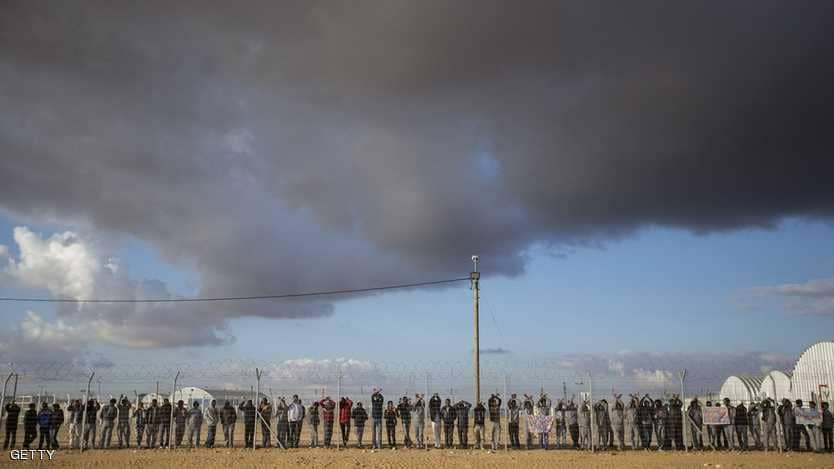 Photo of إسرائيل تلغي خطة للترحيل القسري لمهاجرين أفارقة