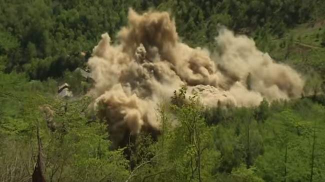 Photo of انفجار هائل..تدمير موقع نووي في كوريا الشمالية