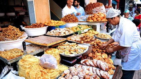 قبيل رمضان.. لفتيت يطمئن المغاربة بخصوص المواد الأساسية