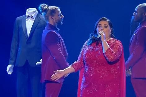 المغنية العراقية دموع تحرز لقب “ذا فويس” على حساب المغربي عصام سرحان