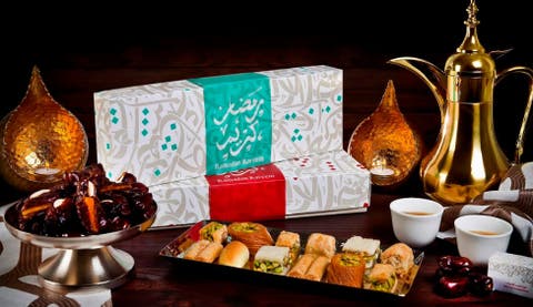 وجبات إفطار خاصة للصائمين على رحلات طيران الإمارات في رمضان