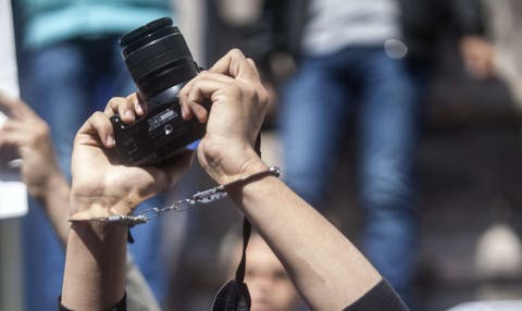 نقابة الصحافة تحذر من اتخاذ إجراءات تقيّد الحريات الإعلامية