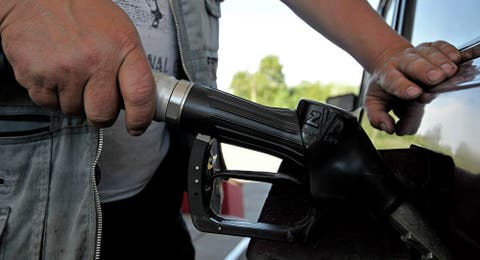 الحكومة المصرية تعلن زيادة جديدة في أسعار الوقود