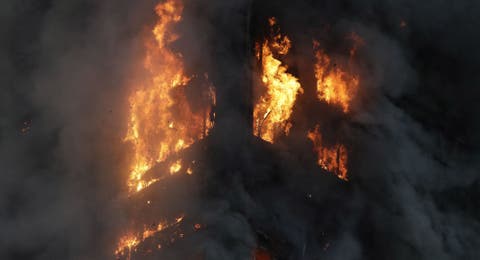 إخماد حريق هائل في الكويت