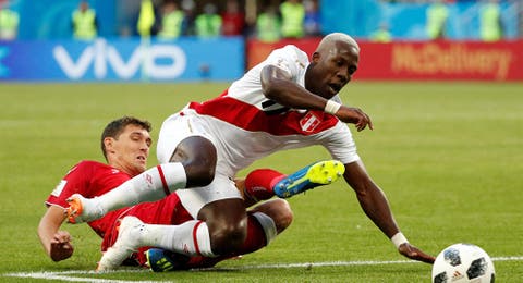 الدنمارك تفوز على بيرو في ثاني مباريات المجموعة الثالثة بالمونديال