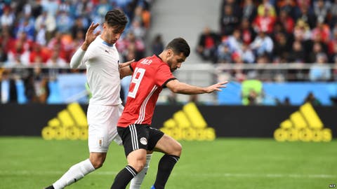 الأوروغواي تخطف فوزا بشق الأنفس أمام المنتخب المصري
