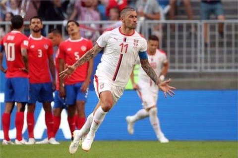 صربيا تفوز على كوستاريكا في افتتاح مباريات المجموعة الخامسة