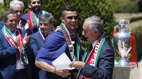 رئيس البرتغال يؤازر بلاده ضد المغرب