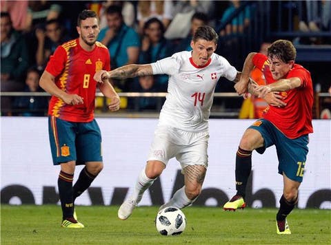 أهداف المباراة المثيرة بين إسبانيا وسويسرا