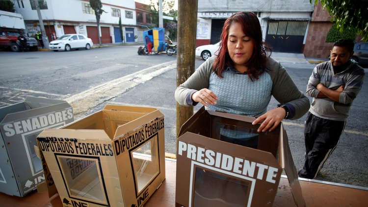 Photo of المكسيكيون ينتخبون رئيسا جديدا ومرشح اليسار “املو” الأوفر حظا