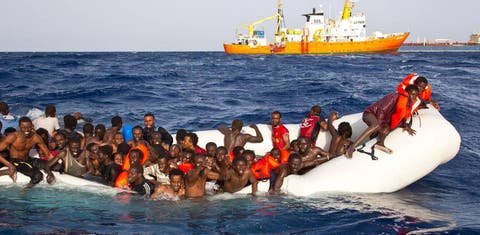 البحرية الاسبانية تنقذ أزيد من 300 مهاجر بالبحر الأبيض المتوسط‎