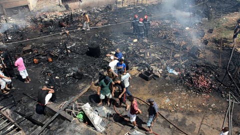مكناس : حريق مهول يأتي على سوق للخضر في ثاني أيام العيد