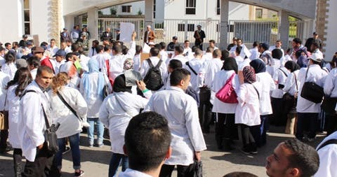 الأساتذة المتدربون يخوضون اعتصاما إنذاريا أمام مقر وزارة امزازي أواخر الشهر الجاري