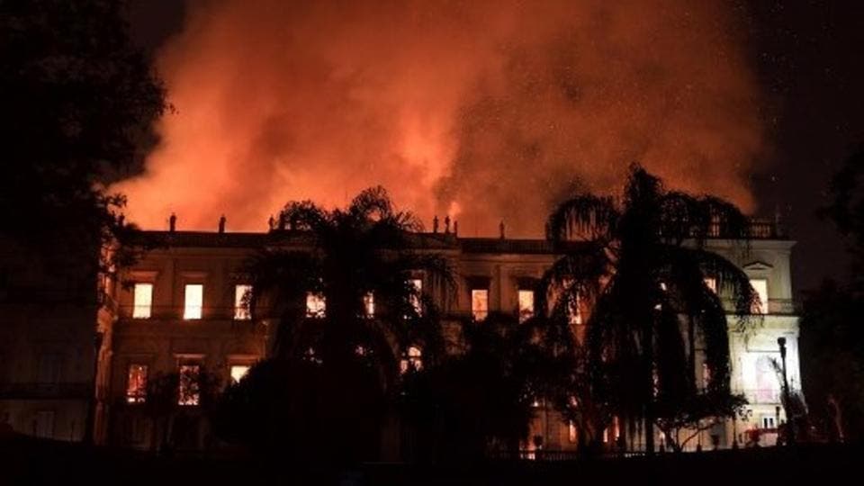 Photo of البرازيل .. حريق مهول يأتي على المتحف الوطني