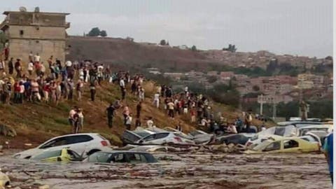 كارثة بالجزائر .. أمطار طوفانية تغرق مدينة قسنطينة