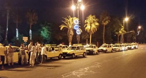 سطــات.. مسيرة ليلية للطاكسيات تستنفر السّلطات‎