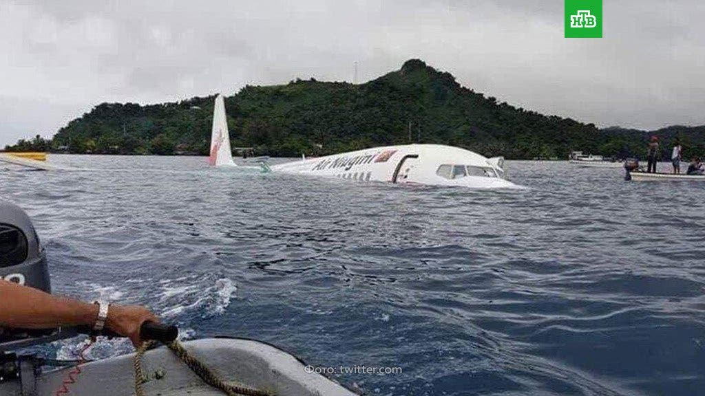 Photo of سقوط طائرة ركاب في بحيرة