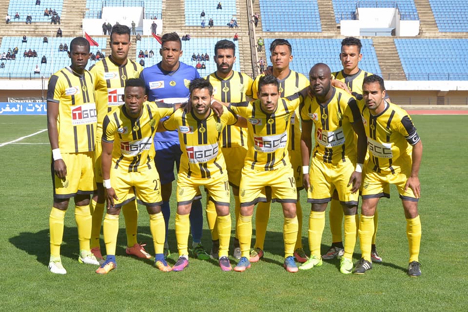 Photo of المغرب الفاسي يقترب من التعاقد مع لاعبين أجنبيين