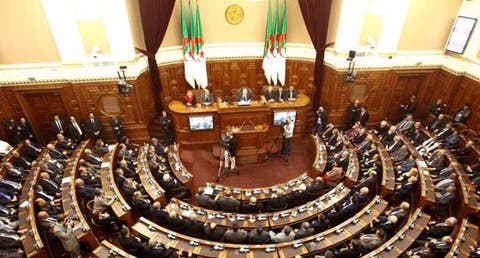 الجزائر.. انقلاب بالغرفة السفلى للبرلمان