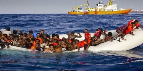 إسبانيا توقف أربعة من مهربي المهاجرين إلى أراضيها عبر المتوسط