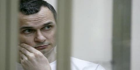 منح جائزة ساخاروف للمخرج الاوكراني المسجون في روسيا أوليغ سينتسوف