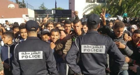 مكتب دراسات يكشف أن أغلبية المغاربة يرفضون قرار الإبقاء على التوقيت الصيفي