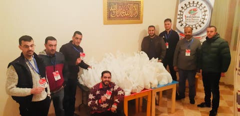 جمعية الصداقة المغربية للتنمية البشرية توزع مساعدات على المتشردين من خلال حملة دفء