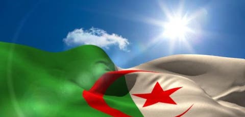 الجزائر تصدر أمرا دوليا بالقبض على رئيس “حركة استقلال القبائل”