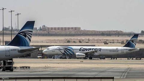 إحالة خاطف الطائرة المصرية للمحاكمة وكشف ارتباطه بالإخوان