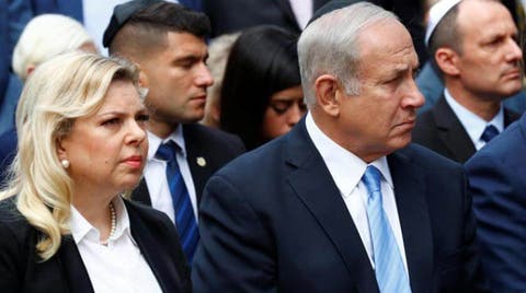 الشرطة الإسرائيلية توصي بتوجيه الاتهام لنتانياهو وزوجته في قضية فساد