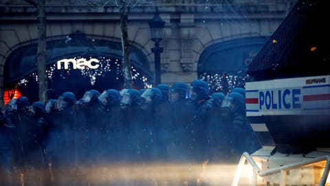 باريس تعلن عن عدد القتلى منذ بداية احتجاجات “السترات الصفراء”