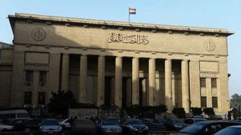 مصر.. السلطات تلاحق 9 فنانين مصريين