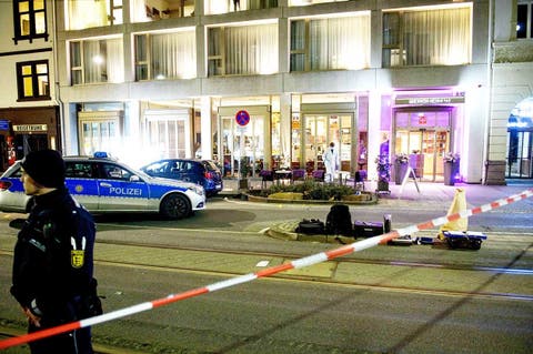 رجل يدهس مجموعة من المارة بسيارته ويصيب خمسة بألمانيا