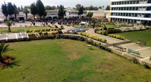 طلبة جامعة فاس يهددون بمقاطعة الامتحانات