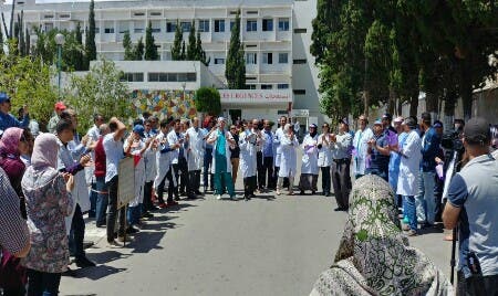 أطباء القطاع العام بتطوان والمضيق يتجهون لتقديم استقالات جماعية
