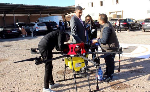 تارودانت: مهندسون مغاربة يبدعون طائرة “درون” تستعمل لأغراض فلاحية
