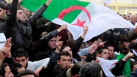 الجزائر.. اعتقال 41 شخصا خلال مظاهرات رافضة لترشح بوتفليقة